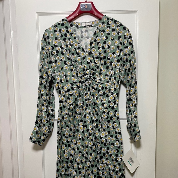 NWT SANDRO Angele Ruched Printed Daisy Mini Dress - Size 40 - Picture 4 of 14